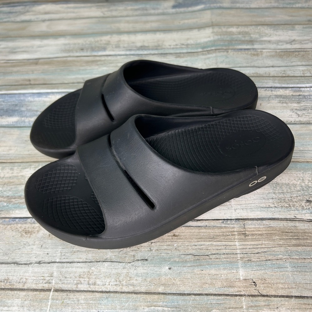 OOFOS Sandals Mens Size 5 Womens 7 Ooahh Black Recovery Comfort Slip‎ On - Picture 2 of 6